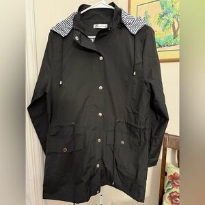 Twink Lady Lightweight Black Jacket With Hood. Size Medium.